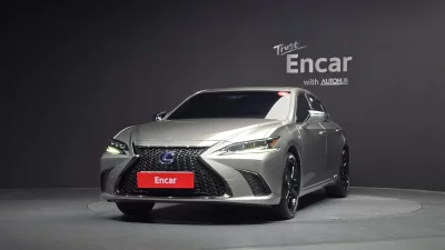 Lexus ES300h