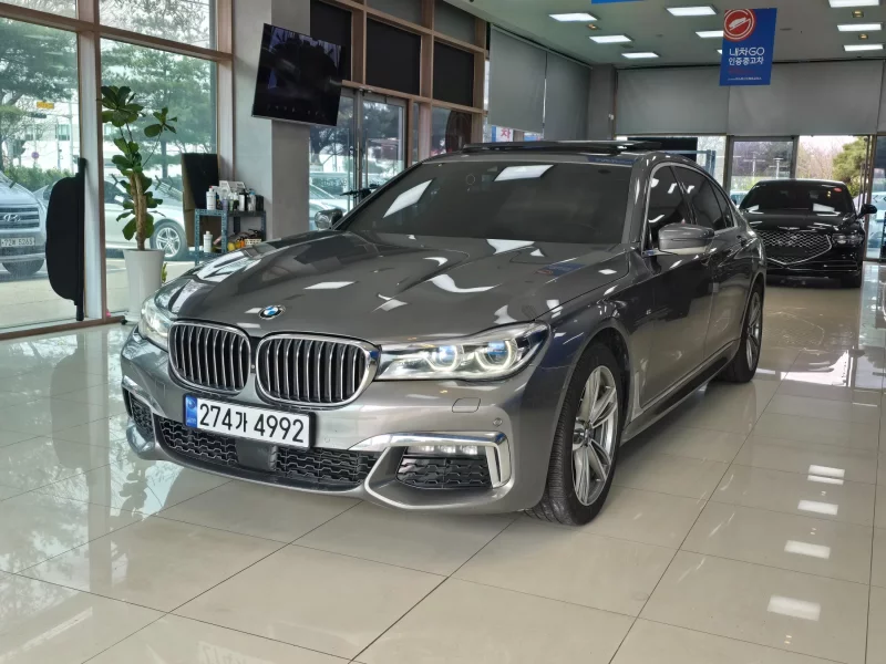BMW 7-Series