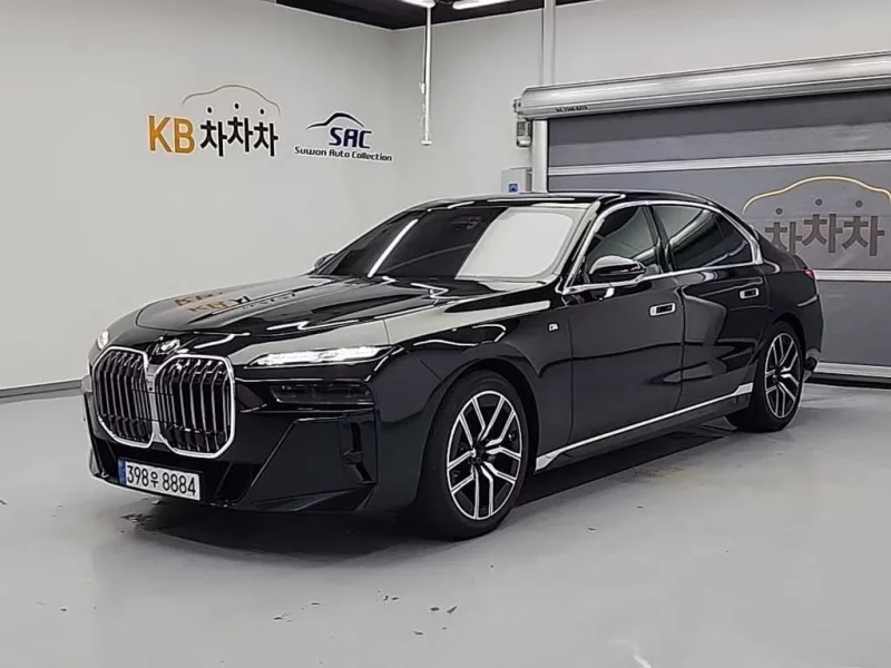 BMW 7-Series