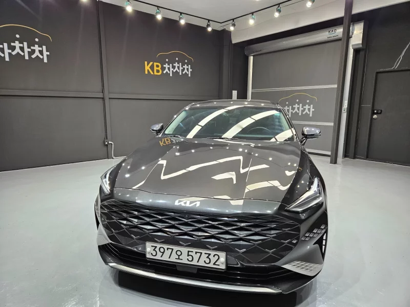 Kia K8