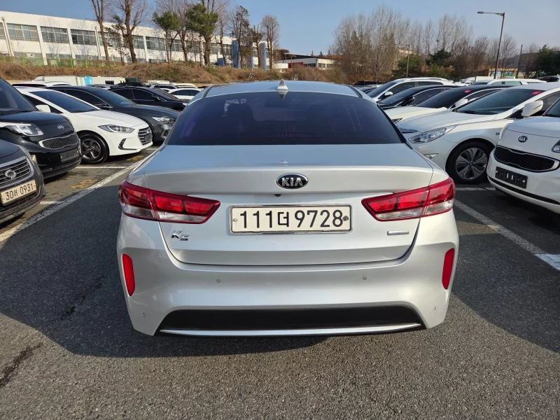 Kia K5