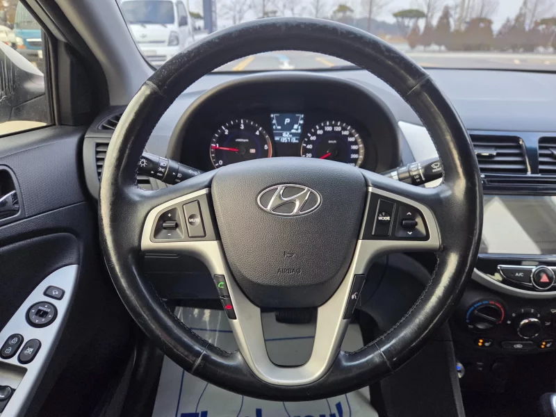 Hyundai Accent