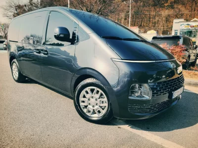Hyundai Staria