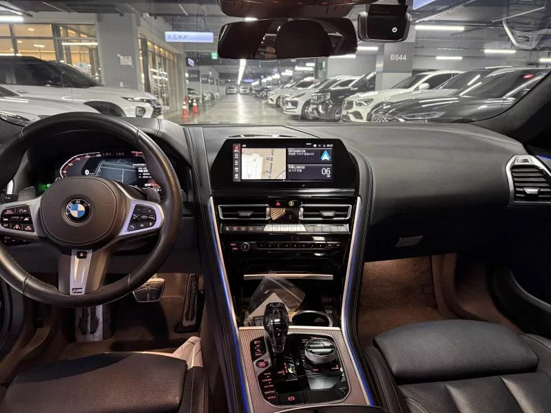 BMW 8-Series