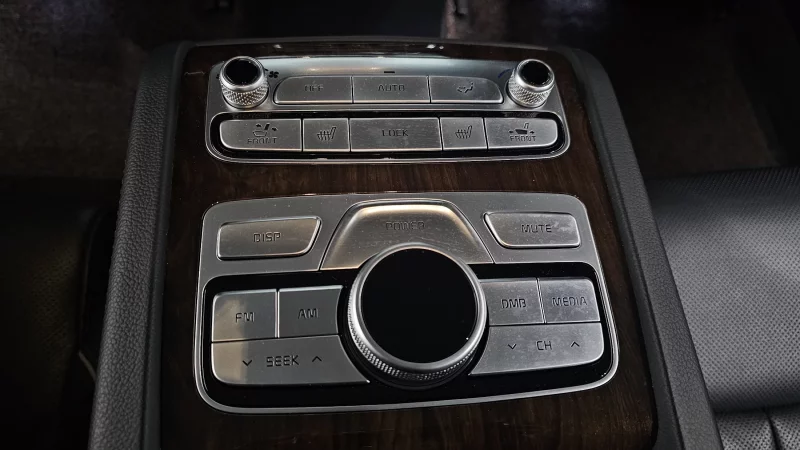 Kia K9