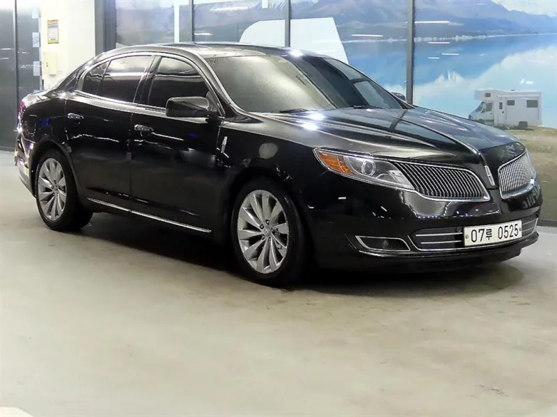 Lincoln MKS