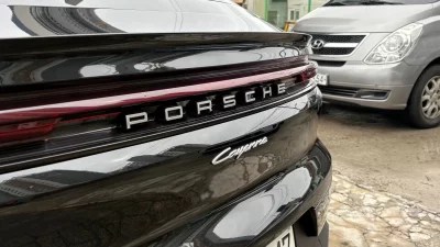 Porsche CAYENNE