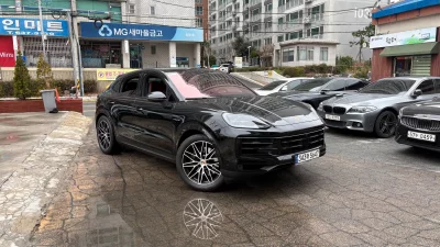Porsche CAYENNE