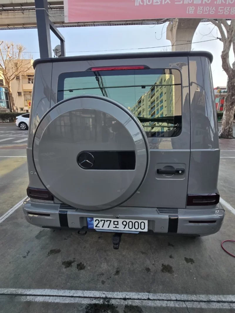 Mercedes-Benz G-Class