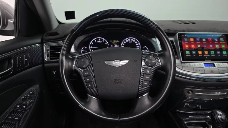 Hyundai Genesis