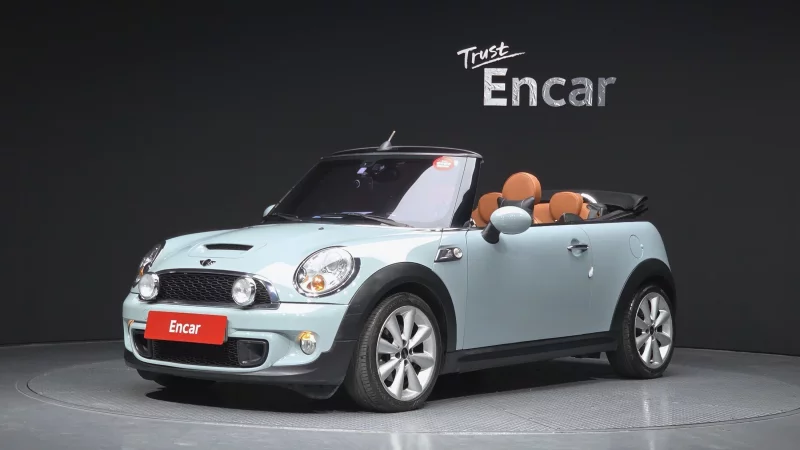 MINI Cooper Convertible