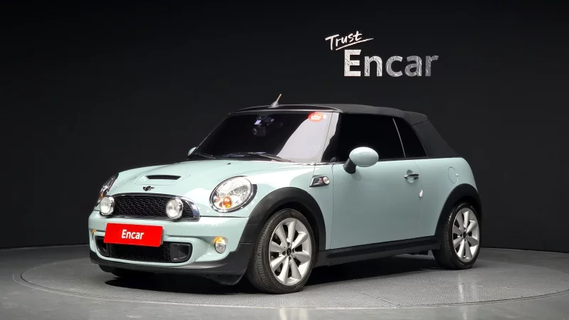 MINI Cooper Convertible