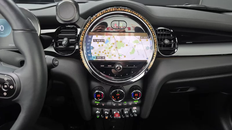 MINI Cooper Convertible