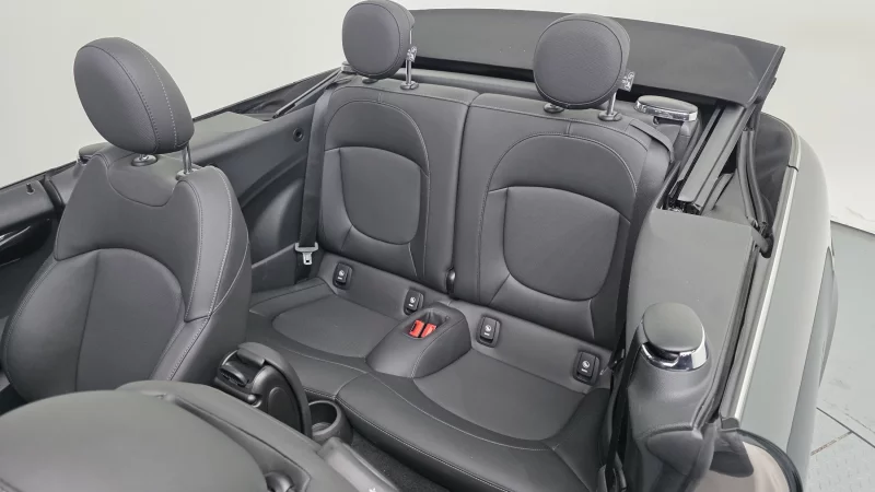 MINI Cooper Convertible