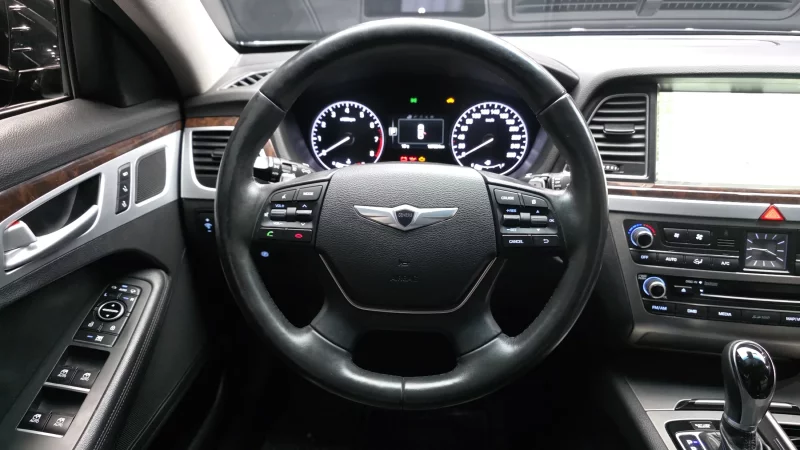 Hyundai Genesis