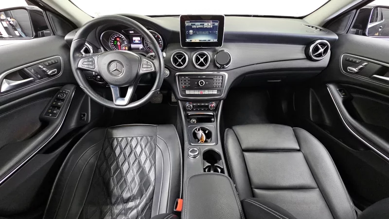 Mercedes-Benz GLA-Class