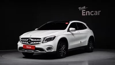 Mercedes-Benz GLA-Class