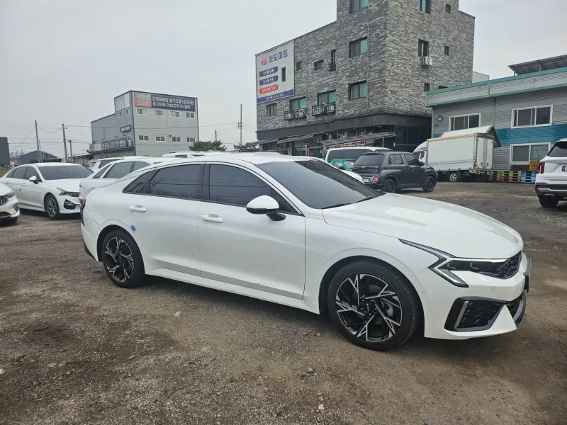 Kia K5