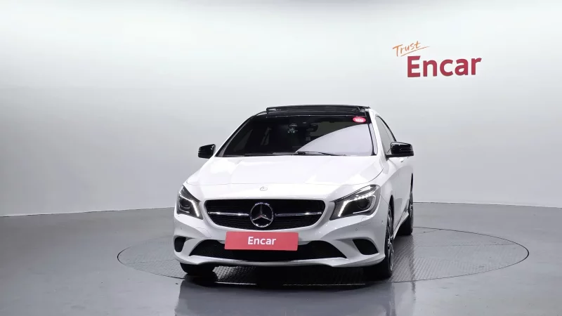 Mercedes-Benz CLA-Class