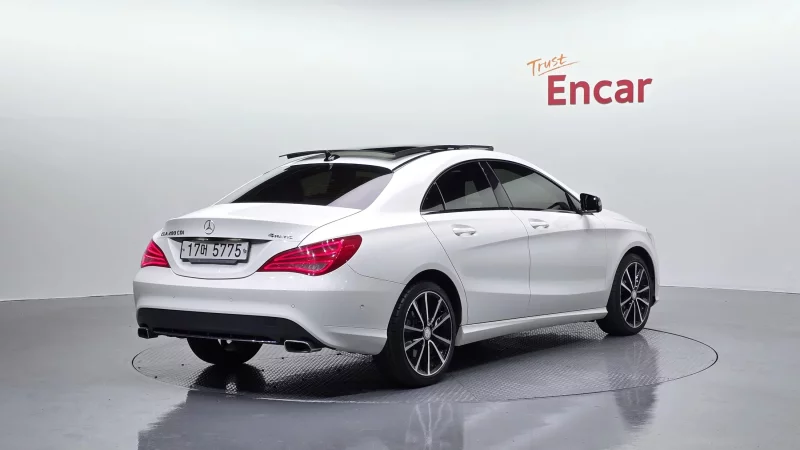 Mercedes-Benz CLA-Class