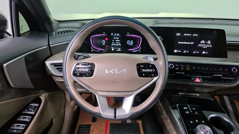 Kia K8