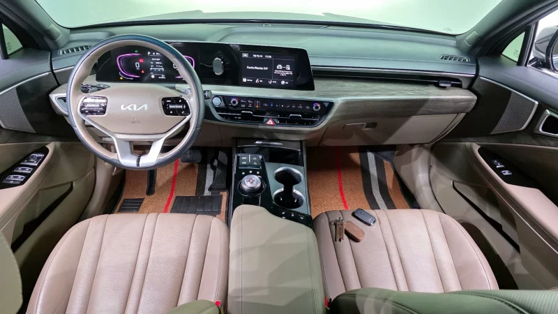 Kia K8