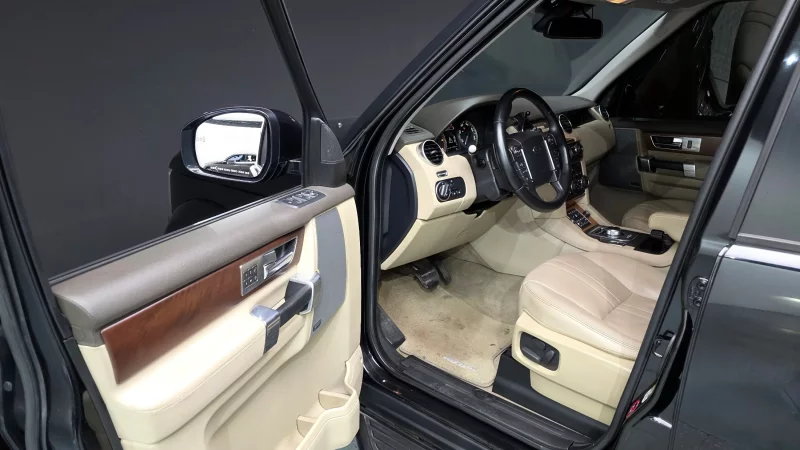 Land Rover DISCOVERY