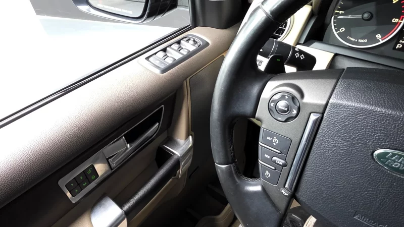 Land Rover DISCOVERY