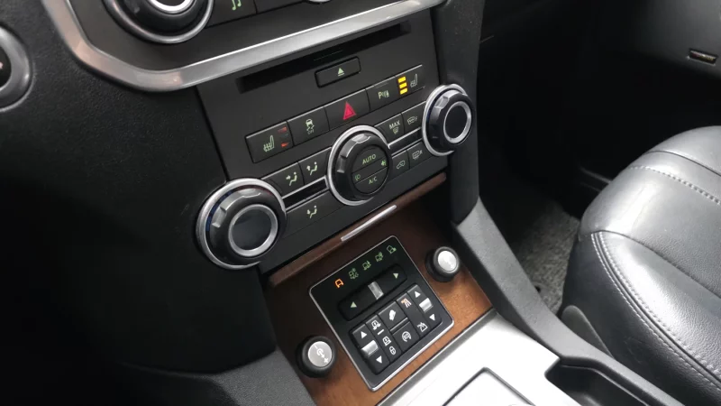 Land Rover DISCOVERY