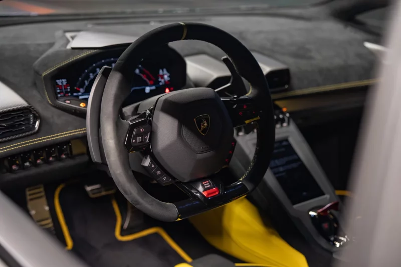 Lamborghini HURACAN
