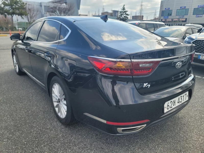 Kia K7