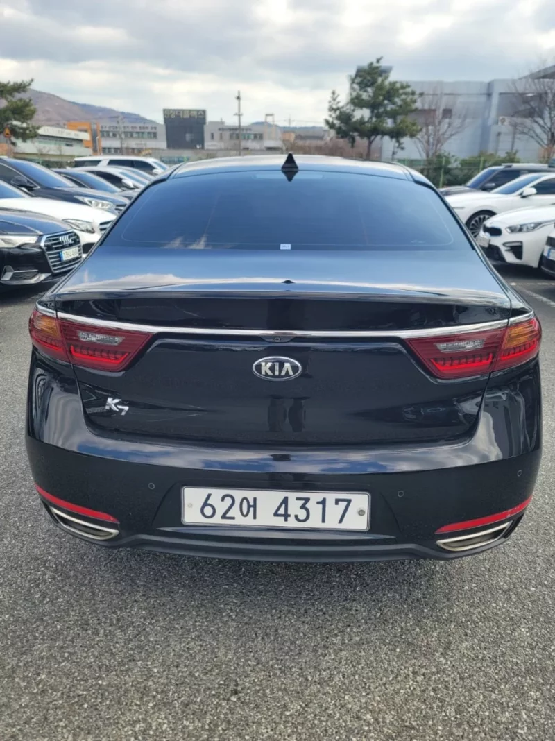 Kia K7