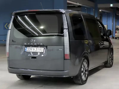 Hyundai Staria