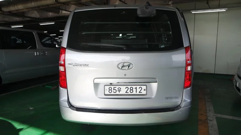 Hyundai Starex