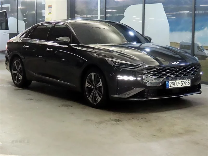 Kia K8