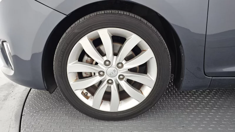 Kia Carens