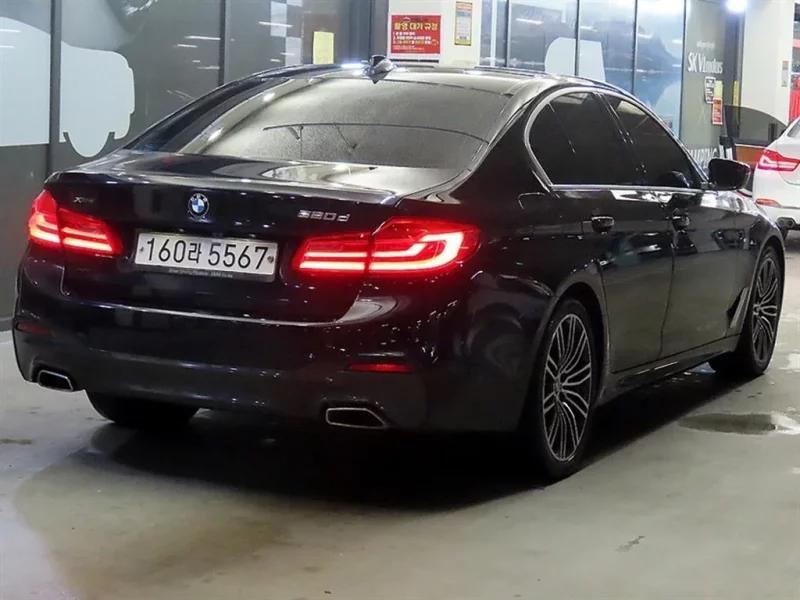 BMW 5-Series