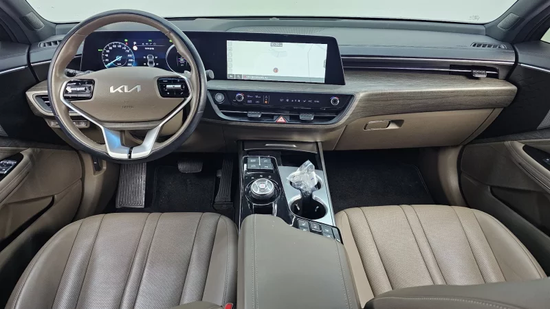 Kia K8