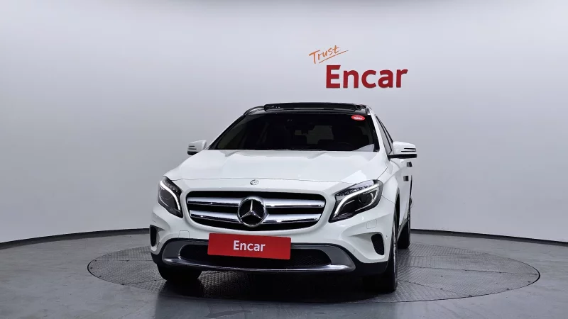 Mercedes-Benz GLA-Class