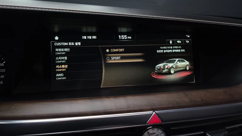 Genesis G90