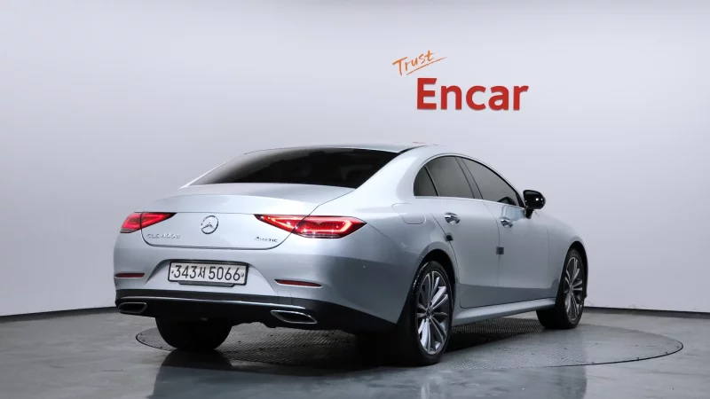 Mercedes-Benz CLS-Class