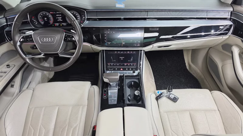 Audi A8