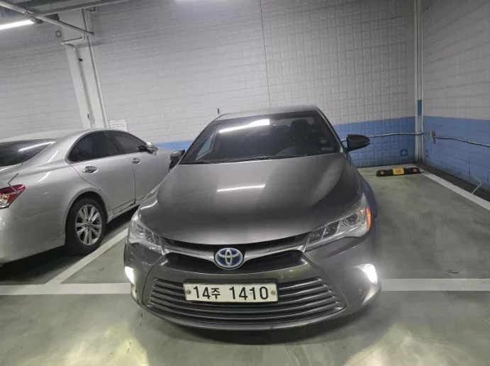 Toyota CAMRY