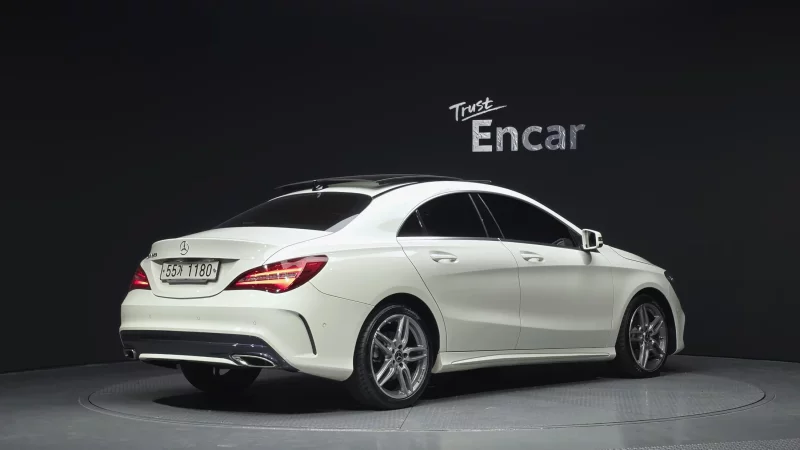 Mercedes-Benz CLA-Class