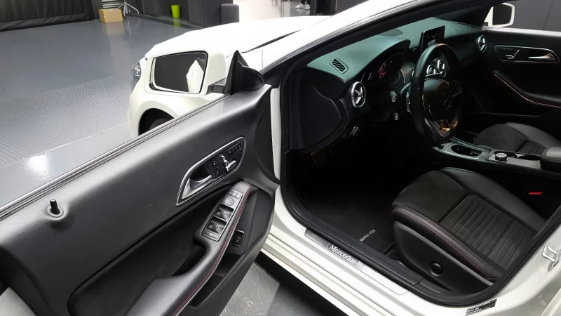 Mercedes-Benz CLA-Class