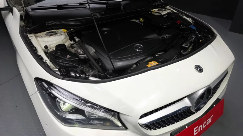 Mercedes-Benz CLA-Class