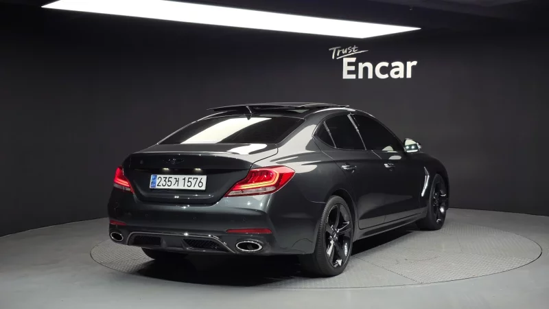 Genesis G70