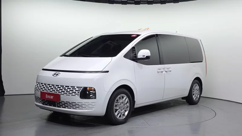 Hyundai Staria