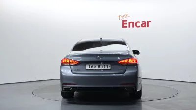Hyundai Genesis