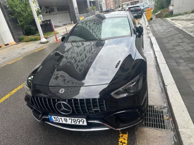 Mercedes-Benz AMG GT